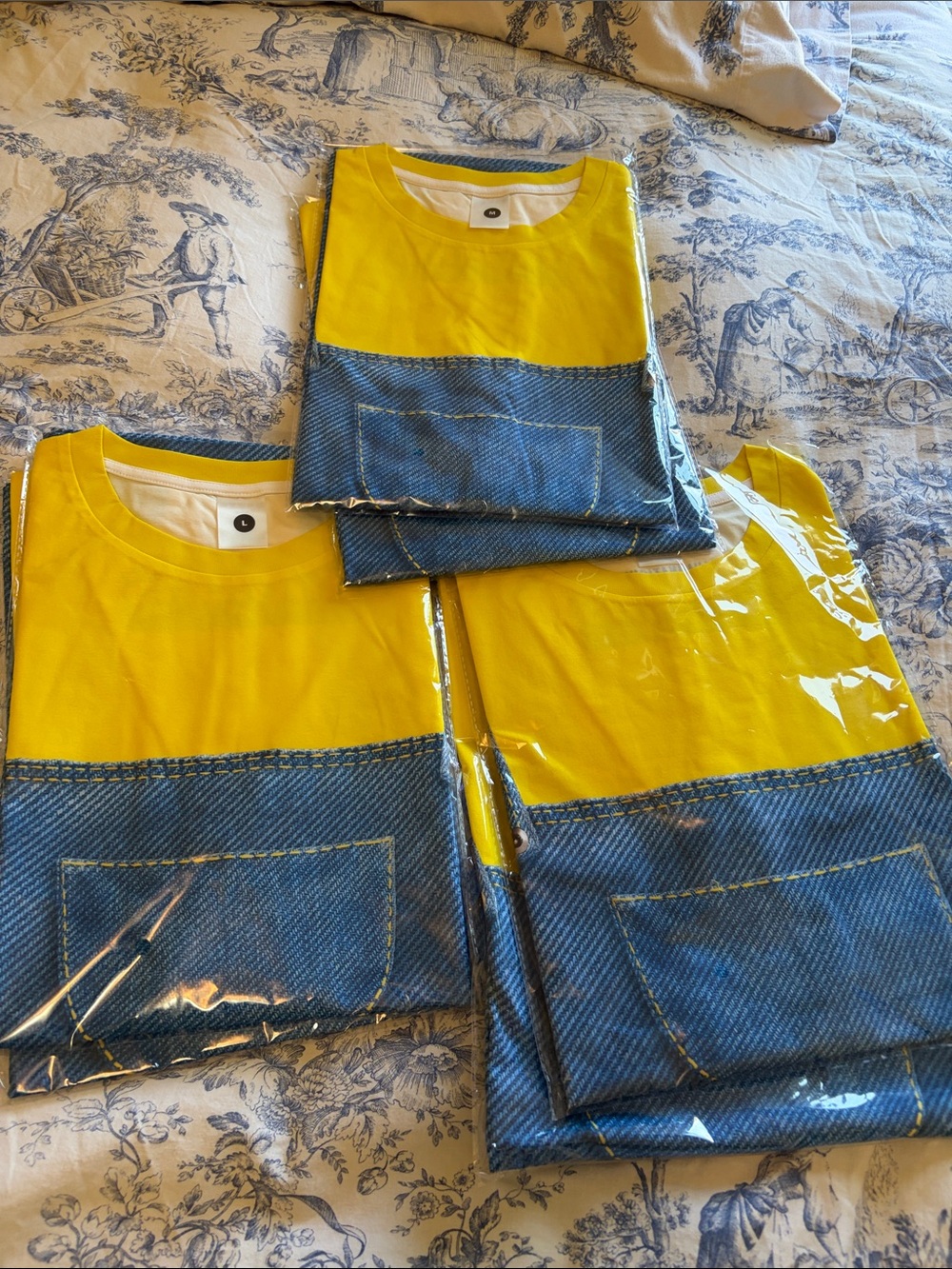 Minions T-shirt Size M L XL